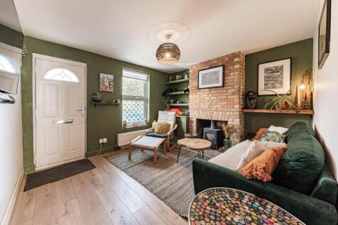 Living Room (1)