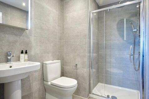 Example en-suite
