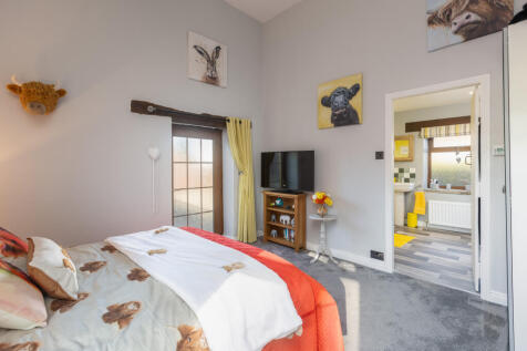 The Hayloft Bedroom 2-1