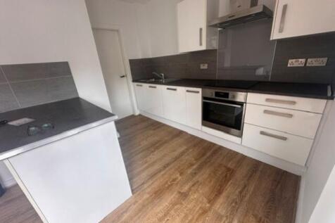 Wilmslow Road, Cheadle, Cheshire, SK8 1BT photo 4