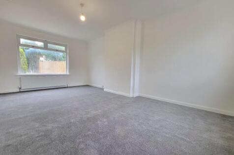 Queen Margaret Drive, Glenrothes, Fife photo 5