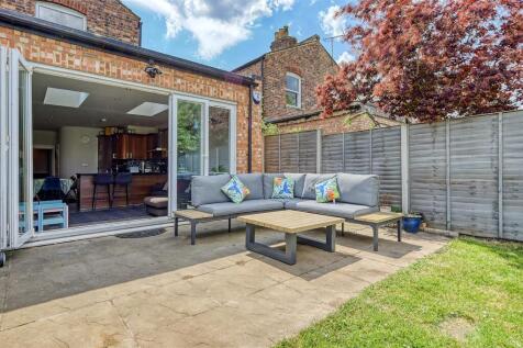 Goring Road, N11 2DD photo 4