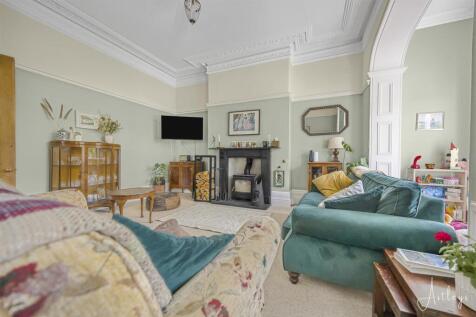 Another Aspect Of The Lounge