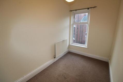 Kenmure Place, Preston, PR1 photo 5