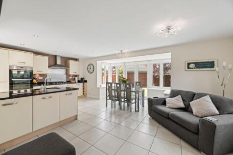 Kitchen/Family Room
