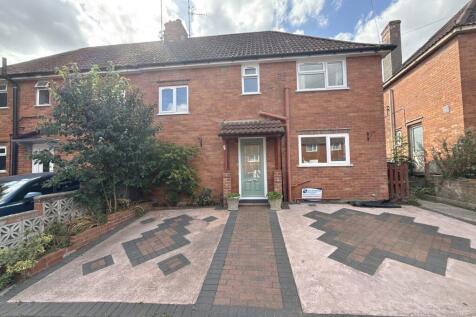 Yeovil, BA20 - property photo