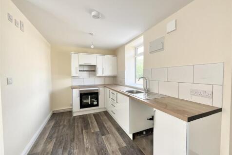 Lounge / Kitchen