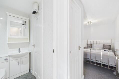 CAM05068G0-PR0050...