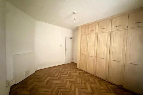 Ballamore Road, Bromley photo 3
