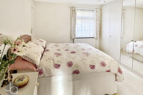 20251008_15580051...