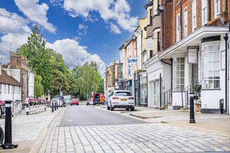 High Street, Hemel Hempstead, Hertfordshire, HP1 photo 3
