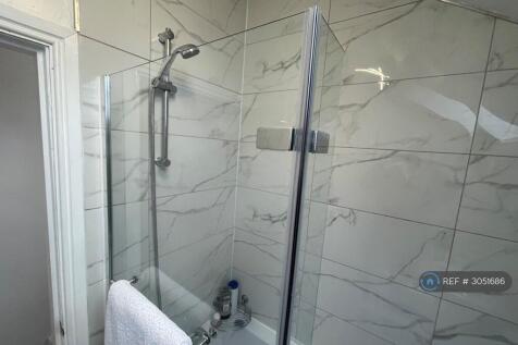 Stretford, Manchester, M32 photo 3