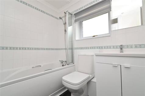 Woodgarston Drive, Basingstoke, Hampshire, RG22 photo 5