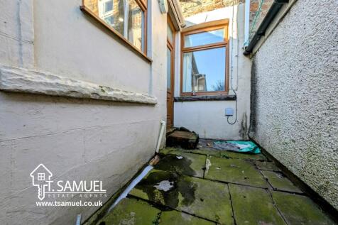 PXL_20250206_122130820~2