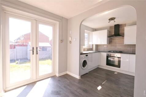 Greendale Grove, Denton, Manchester, M34 photo 4