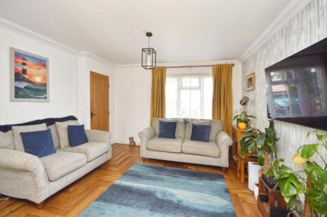 Sitting Room/Dining Room