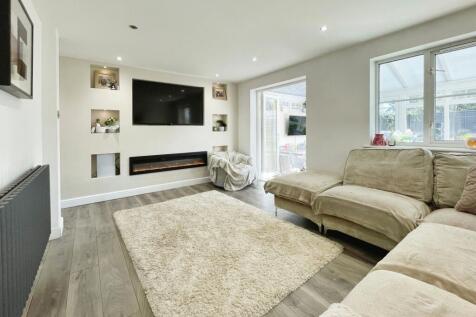 Bristol, BS30 - property photo