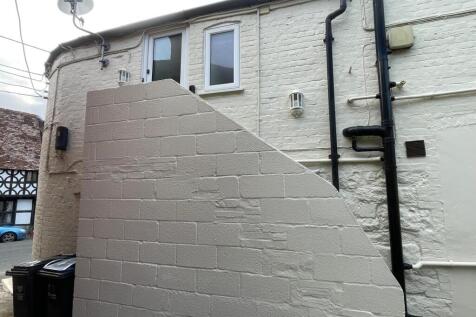 High Street, Potterne, Devizes, SN10 photo 3