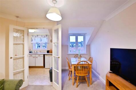 Lounge/Kitchen