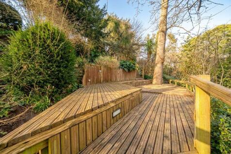 6 bed, 4 bath Detached in Bristol - Photo 21