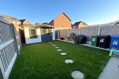 New pic back garden