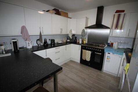 163 Charter Avenue, Coventry photo 3