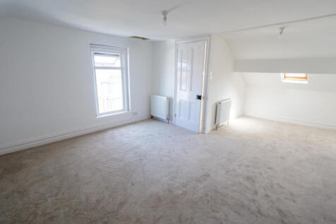 Master Bedroom Duel Aspect