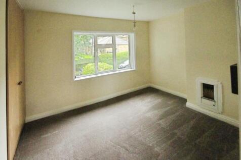 Moorland Crescent, Guiseley, Leeds photo 5