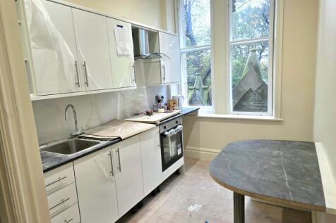 1a Ellerslie - kitchen