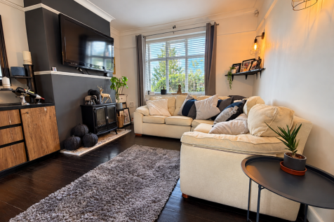 Cozy Modern Farmhouse Living Room.png