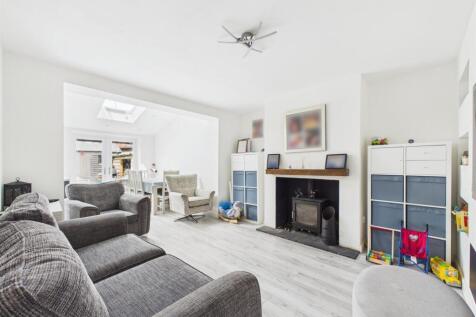 Dining room/ sitting room: