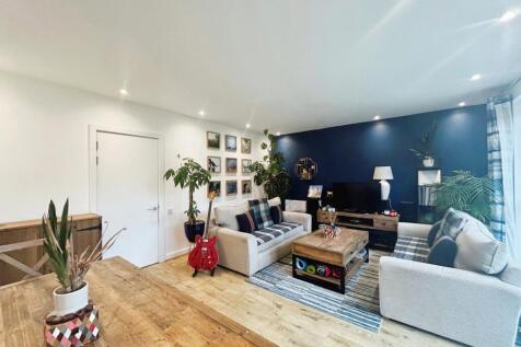 Worthington Crescent, Cheadle, Greater Manchester, SK8 photo 4