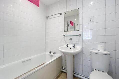 Bathroom.jpg