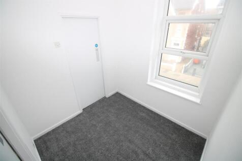 Flat 4, 23 Osborne Road, Blackpool photo 4