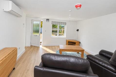 West Street, Godmanchester, Huntingdon, PE29 photo 3