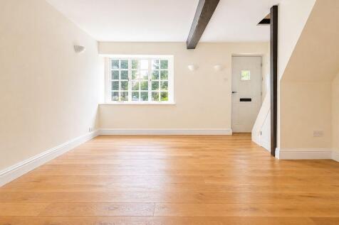 Sitting/Dining Room
