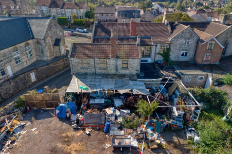 Stones Cross Hotel, 2 North Road, Midsomer Norton, Somerset BA3 2QD photo 5
