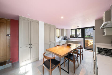 Highway Cottage, Reigate Hill, Reigate, Surrey photo 4
