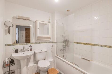 Bathroom Marsham Street