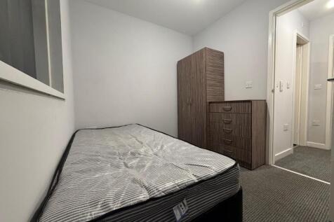Flat 1 6 westbourne.jpg