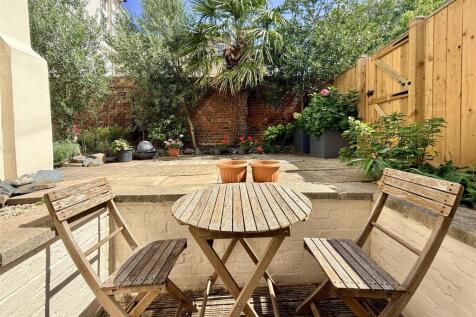 Property Image 11