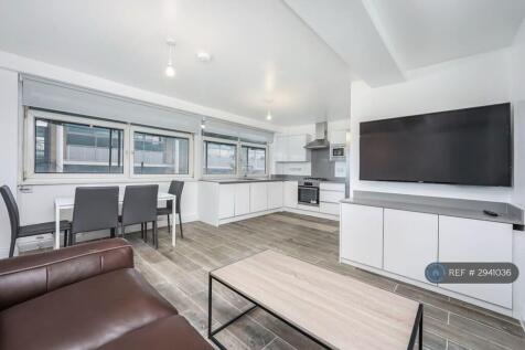 Kitchen Lounge
