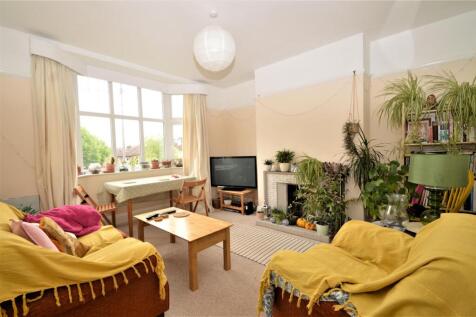 12 Kersteman Road (2).JPG