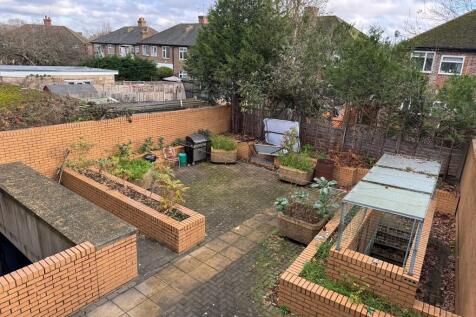 40ea6248-1800-44e...