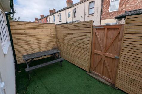 5 Bed-Claremont Road, Wavertree, L15 photo 3