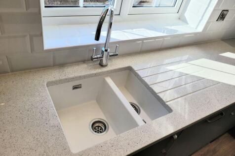 inset sink and quartz worktop.jpg