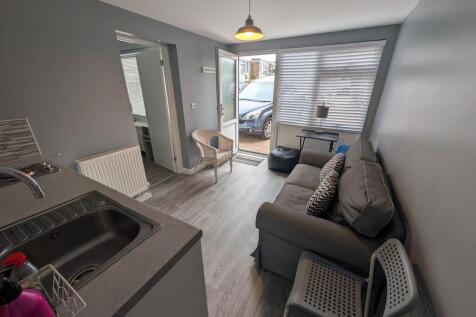 4, Greenside Close, Bristol photo 3