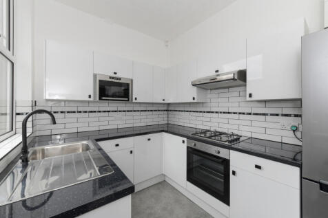 5-bed semi-detached on Gloucester Avenue, Lenton, Nottingham, NG7 2DQ, £3,185/mo
