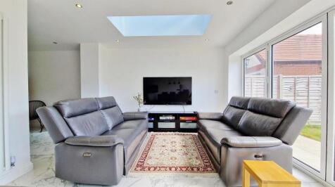 Lounge / Sitting Room