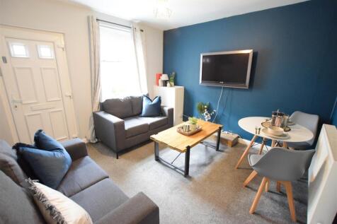 27/28 - St. Faiths Street - Student House photo 4